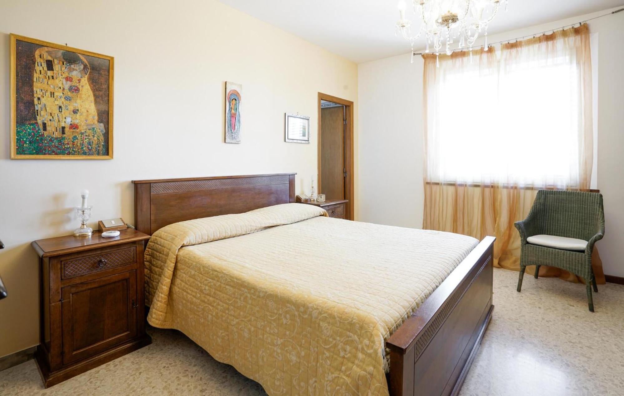 Stunning Home In Chianciano Terme With Wifi Exterior foto